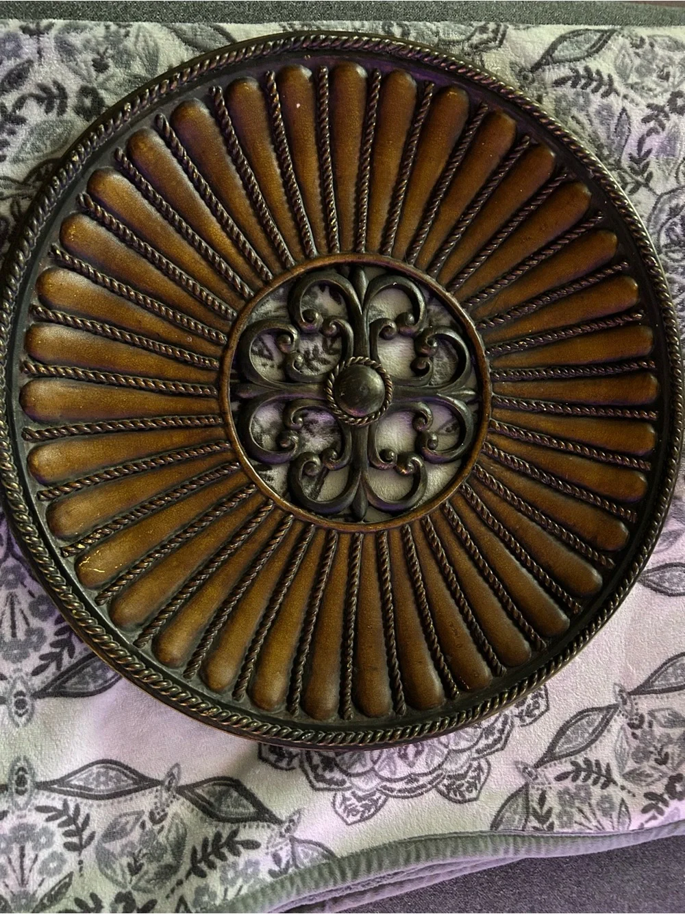 Othr Round Wall Mirror Accent in Bronze and Gold